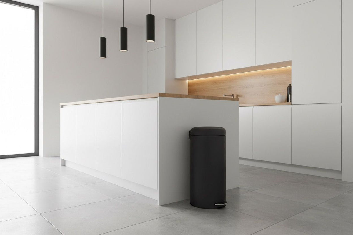 Zwarte afvalbakken: stijlvol in elk interieur en zo houd je ze vlekvrij